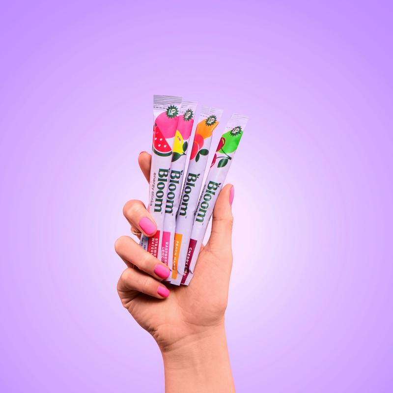 Bloom Nutrition Energy Sticks (10 Sticks) – Focus & Metabolism Support – Natural Caffeine & B VitaminsBrand: Bloom Nutrition
Ingredient Feature: No Aspartame, No Artificial Colors, Zero Sugar, Vegan, Gluten Free
Dangerous Goods or Hazardous Materials: None
Quantity Per Pack: 10
Volume: 10
Allergen Information: Gluten Free
Product Form: Powder
Manufacturer: Bloom Nutrition
Age Warning: No
Ingredients: Energy Blend
Region of Origin: USAML Clinic  for Wellness