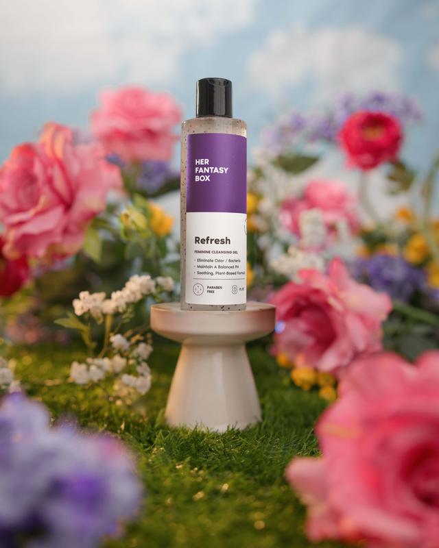 Refresh Plant Based Intimate Body Wash for Women - pH Balancing - 8Oz and 16OzML Clinic  for Wellness