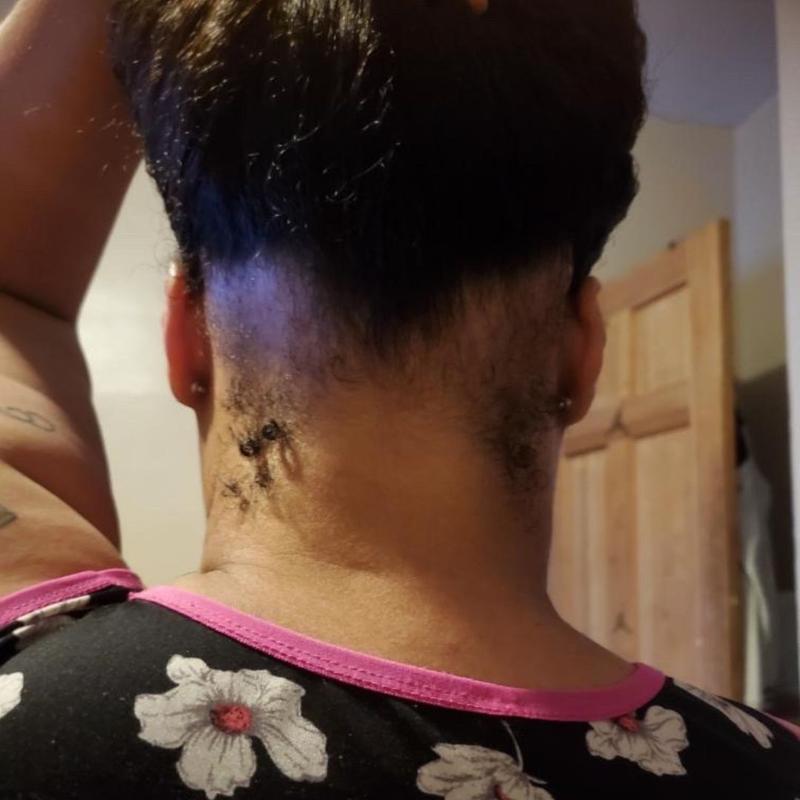 Voodoo Hair Growth Oil - Herbal Rosemary & Lemongrass OilDangerous Goods or Hazardous Materials: None 
 
 Aerosols: No 
 
 Flammable Liquid: No 
 
 Contains Batteries or Cells?: None 
 
 Region of Origin: USA 
 
 Age Group: Adults 
 
 Product Form: Liquid 
 
 Material Type Free: Alcohol Free 
 
 Feature: Natural, chemical-free, cruelty-free 
 
 Hair Type: Dry, Normal, Oily, Curly, Fine 
 
 Volume: 120 ml 
 
 Ingredients: Sweet Almond Oil, Herbal Blend, Rosemary OilML Clinic  for Wellness